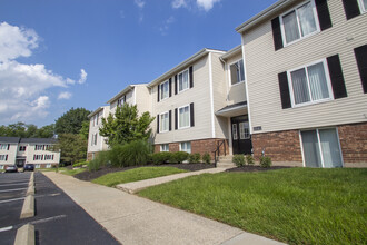 Deer Hill in Cincinnati, OH - Foto de edificio - Building Photo