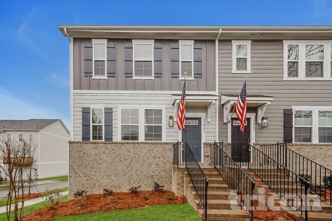 property at 13861 Hill St