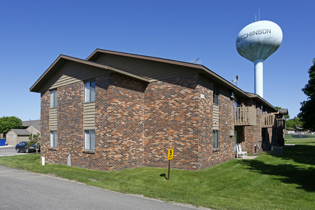 Country Club Manor in Hutchinson, MN - Foto de edificio