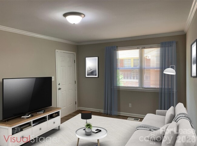 2717 Columbus Cir in Charlotte, NC - Building Photo - Building Photo