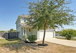 741 Twisted Oaks Ln in Buda, TX - Building Photo