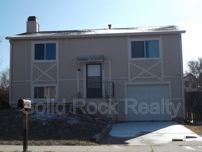 4443 Berryknoll Dr in Colorado Springs, CO - Building Photo - Building Photo
