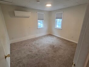 1 Railroad Ave, Unit Apt1 1st Floor in Wakefield, MA - Building Photo - Building Photo