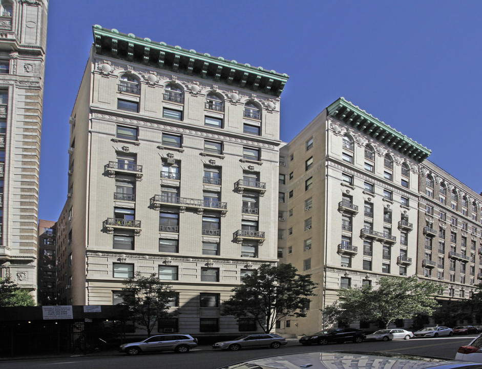 15 Claremont Ave in New York, NY - Building Photo