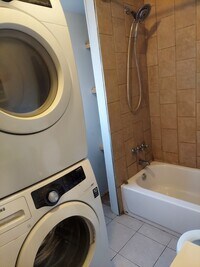 3903 Ridge Ave photo'