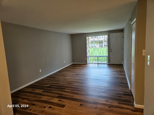 property at 524 Wilson Bridge Dr