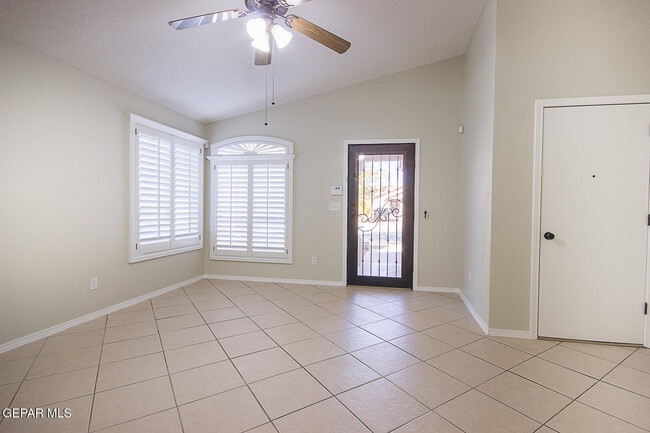 12422 Sombra Grande Dr in El Paso, TX - Building Photo - Building Photo