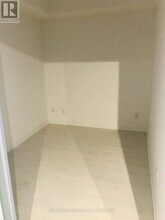 19 Western Battery Rd in Toronto, ON - Building Photo - Building Photo