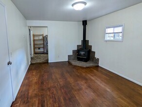 6412 Patton Ave SW in Lakewood, WA - Building Photo - Building Photo