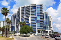 VUE Sarasota Bay in Sarasota, FL - Foto de edificio - Building Photo