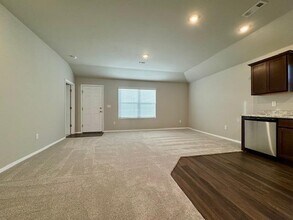 2006 E Annette Dr in Siloam Springs, AR - Foto de edificio - Building Photo