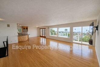 1275 Buena Vista St in Ventura, CA - Building Photo - Building Photo