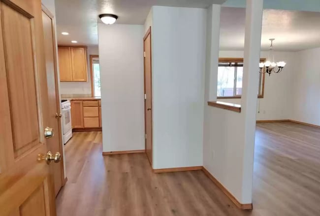 19934 Antler Point Dr in Bend, OR - Building Photo - Building Photo