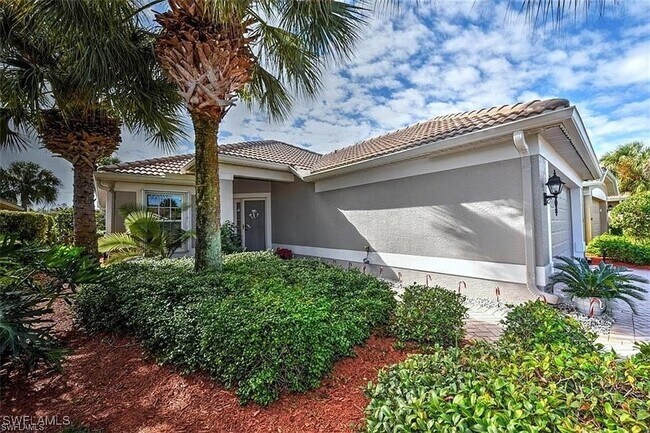 property at 10018 Oakhurst Way