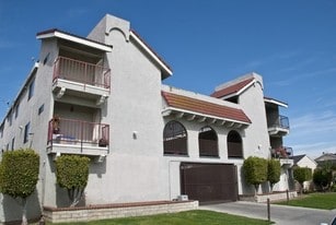 24505 S Avalon Blvd Apartments