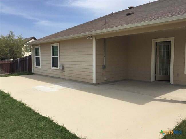 property at 112 Yaupon Cove