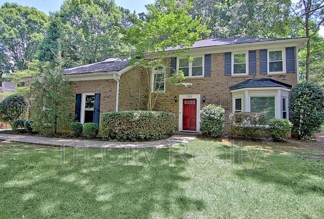 property at 702 Bookman Point