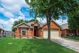 2509 Persimmon Dr in Little Elm, TX - Building Photo - Building Photo