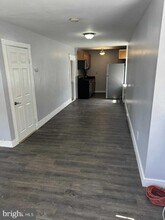 2 E Mill Rd in Maple Shade, NJ - Building Photo - Building Photo