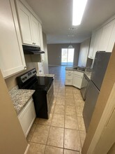 962-964 Erika Ave in Fayetteville, AR - Foto de edificio - Building Photo