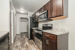 Graystone Townhomes in Sioux Falls, SD - Building Photo