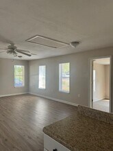 1028 Brett St N in Crestview, FL - Foto de edificio - Building Photo