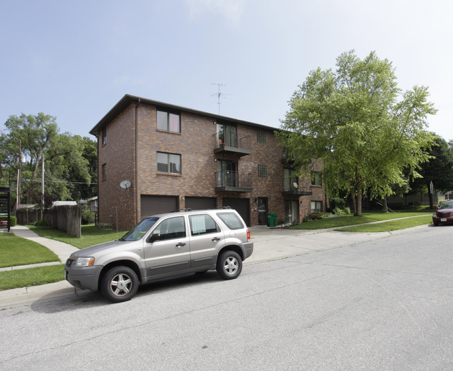 4544 Bancroft Ave in Lincoln, NE - Foto de edificio - Building Photo