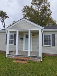 509 S 19th St in Wilmington, NC - Foto de edificio - Building Photo