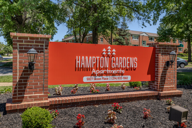 Hampton Gardens in St. Louis, MO - Building Photo - Building Photo