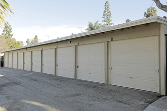 Rossmore Apartments in Long Beach, CA - Foto de edificio - Building Photo