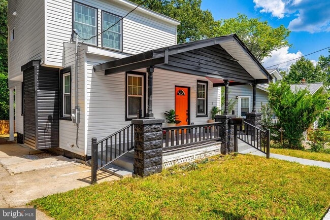 2800 Upshur St in Mount Rainier, MD - Building Photo - Building Photo