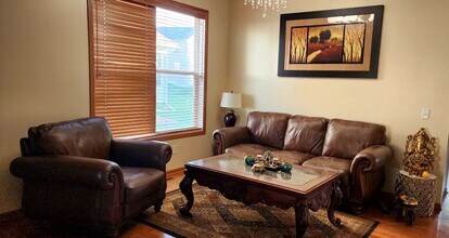 1849 Penstemon Ln in Shakopee, MN - Building Photo - Building Photo