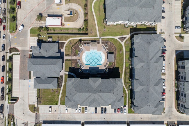 Lakecrest