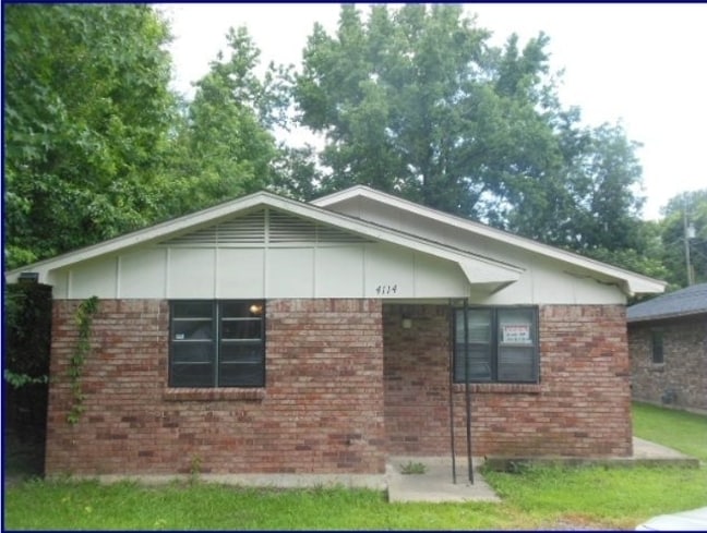 4114 W 10th Ave in Pine Bluff, AR - Building Photo