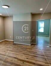 319 Wyoming St in Dayton, OH - Building Photo - Building Photo