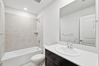 145 Lost Crk Trl in Greenville, TX - Building Photo - Building Photo