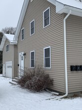 15 Bower St in Bangor, ME - Foto de edificio - Building Photo