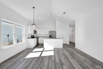 5316 Cambria Dr in Pensacola, FL - Building Photo - Building Photo