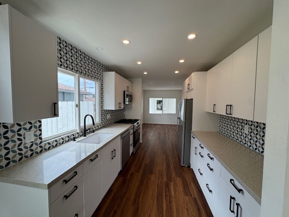 308 Palomar Ave in San Diego, CA - Building Photo