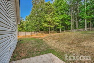 1476 Steam Engine Way NE in Conyers, GA - Building Photo - Building Photo