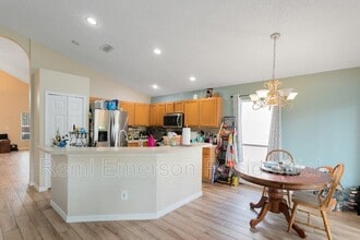 611 Tuten Trail in Orlando, FL - Building Photo - Building Photo