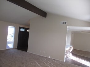 1100 N Gardenia St in Lompoc, CA - Building Photo - Building Photo