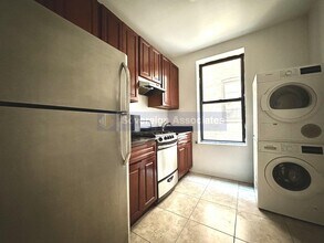184 Claremont Ave in New York, NY - Building Photo - Building Photo