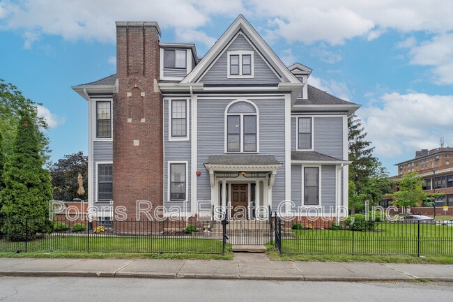 property at 101 E 14th St