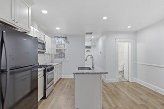 5414 Belair Rd in Baltimore, MD - Foto de edificio - Building Photo