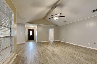 1927 Hilton Head Dr in Missouri City, TX - Building Photo - Building Photo