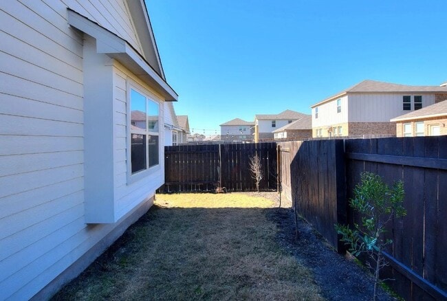 11820 Pecangate Way in Manor, TX - Building Photo - Building Photo