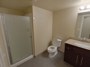 2074 Onyx St in Eugene, OR - Building Photo - Building Photo