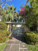 2133 Calais Dr, Unit #4 in Miami Beach, FL - Building Photo - Building Photo