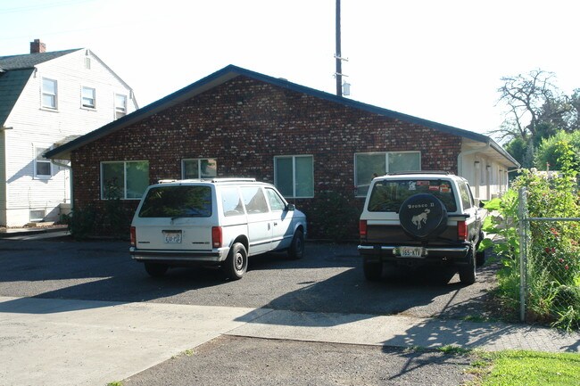 507 N 6th St in Yakima, WA - Building Photo - Building Photo